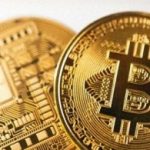 Доллар немного снижается перед данными по рабочим местам и возможными торговыми переговорами